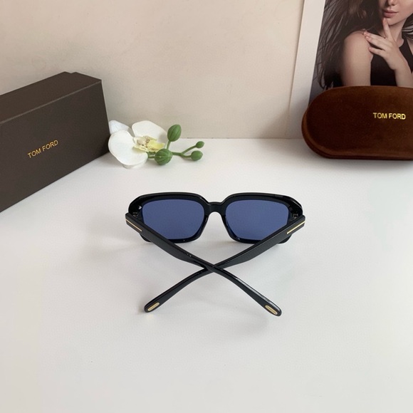 Tom Ford Fashion Sunglasses Unisex Lightweight Eyewear ✨ - Picture 8 of 8